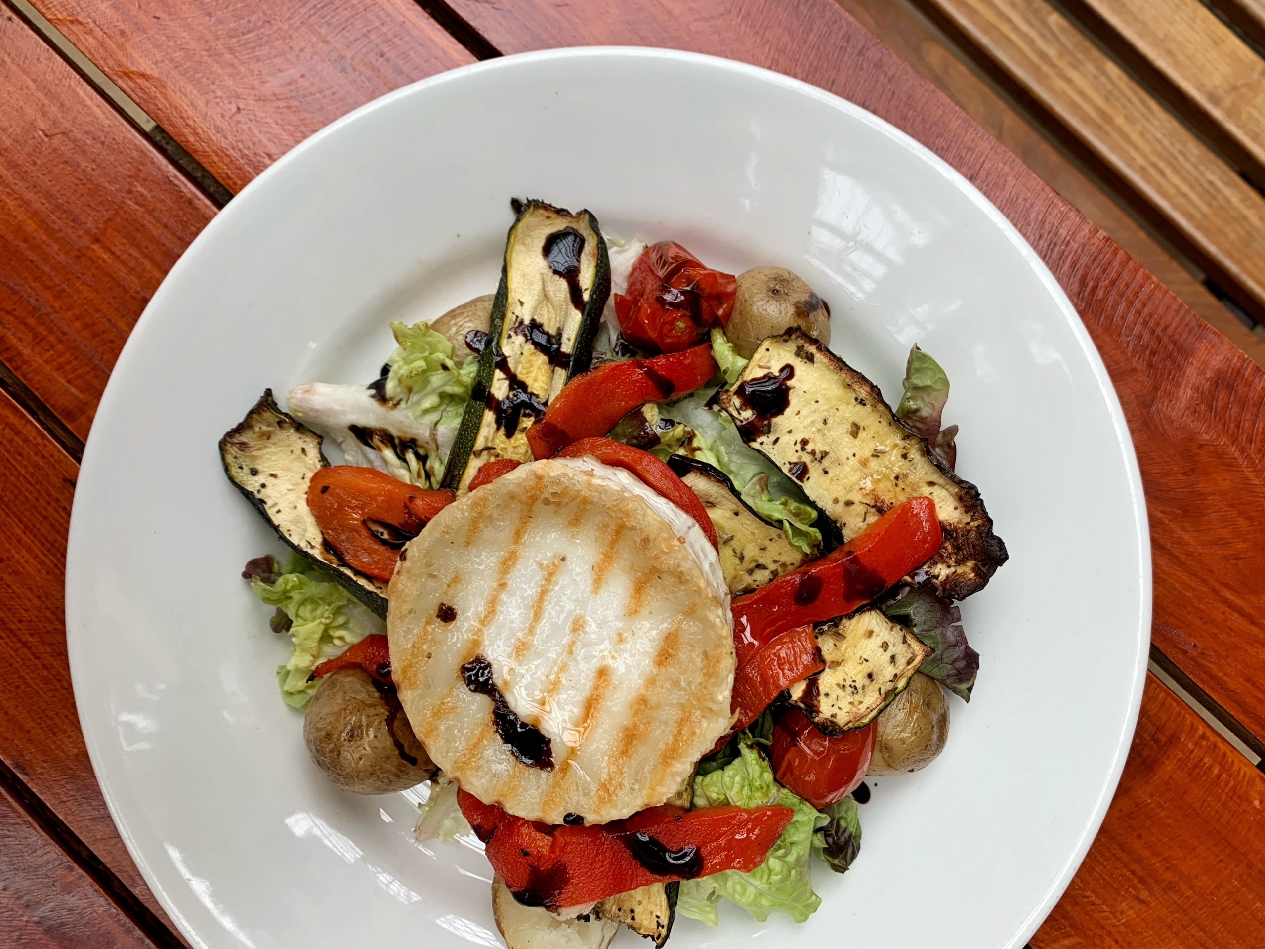 Goat cheese salad